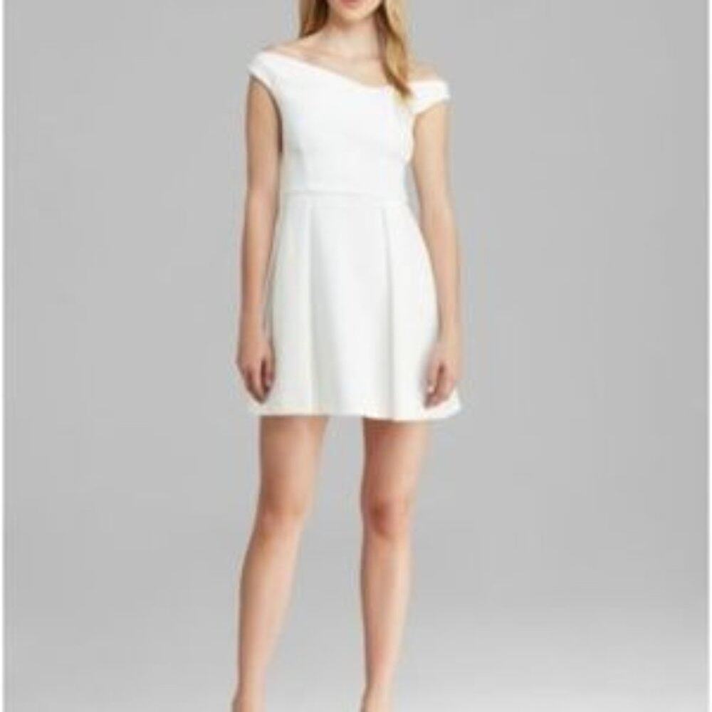 Black Halo White Sierra Dress Mini Pleated Bridal Size 12